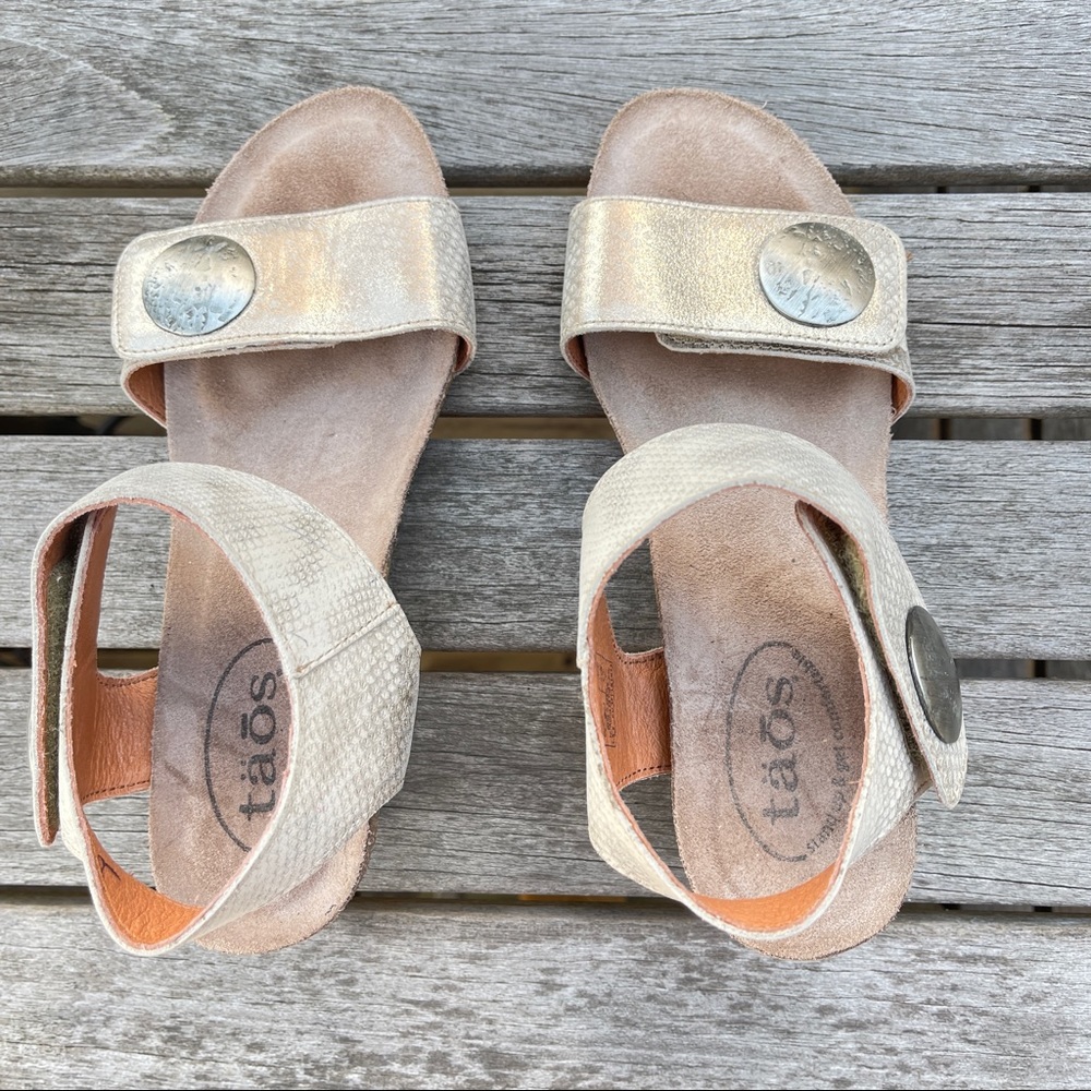 TAOS Carousel 2 Leather Open Toe Wedge Platform Sandal Silver Snakeskin Size 5.5 - Picture 5 of 10